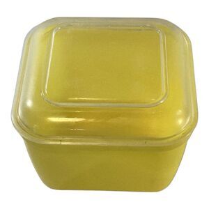 Yellow Refrigerator Dish Luscro Ware Plastic 3.75in Square